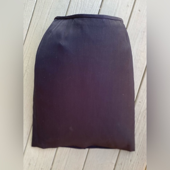 Kasper Dresses & Skirts - Kasper - Elegant Black Women's Midi Pencil Skirt, Size: 10 (see measurements)